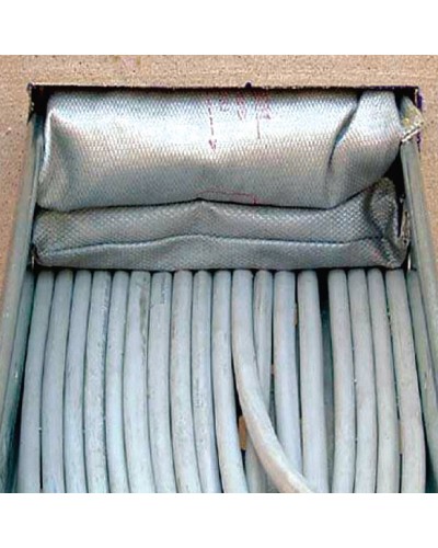 Подушка огнестойкая 120х100х25 DKC DB1801 в Белгороде Аксессуары для огнетушителей Pintop.ru