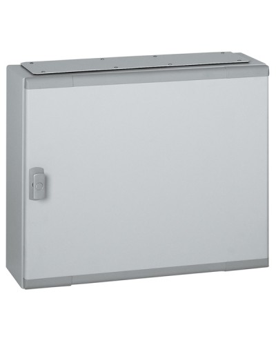 Шкаф распределительный Legrand 020182 в Белгороде Щиты электрические Pintop.ru