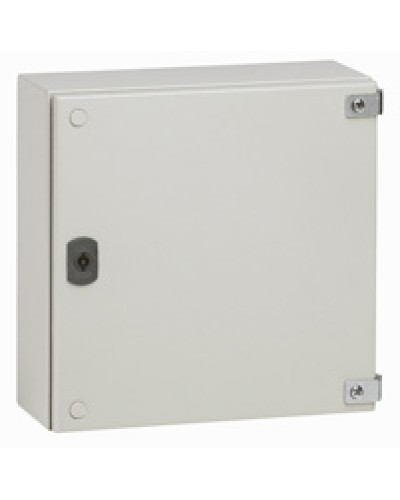 Промышленная коробка Atlantic металлическая квадратная IP66 IK10 300x300x120 мм RAL 7035 Legrand 035608 в Белгороде Щиты электрические Pintop.ru