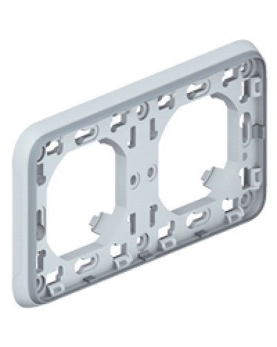 Рамка с суппортом для встроенного монтажа Plexo Legrand 069683 в Белгороде Аксессуары для кабель-канала Pintop.ru