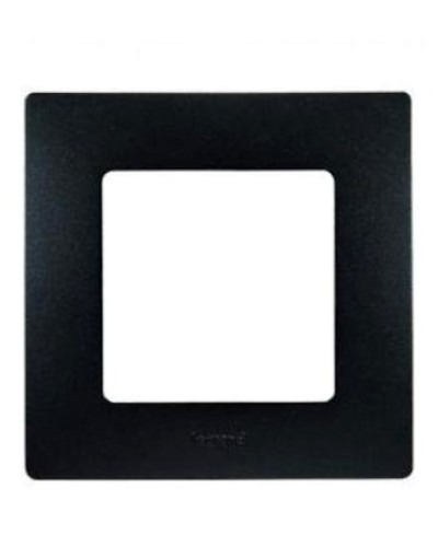 Рамка Legrand 672581 в Белгороде Аксессуары для кабель-канала Pintop.ru