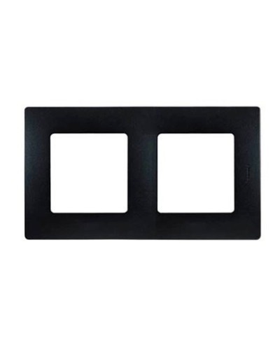 Рамка Legrand 672582 в Белгороде Аксессуары для кабель-канала Pintop.ru