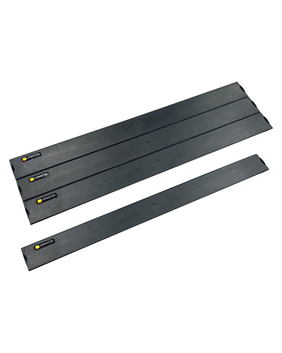 19 пластиковая фальш-панель 4U, разделяемая, быстросъемная, черная LANMASTER LAN-CB-FPP-4U в Белгороде Аксессуары для стоек и шкафов Pintop.ru